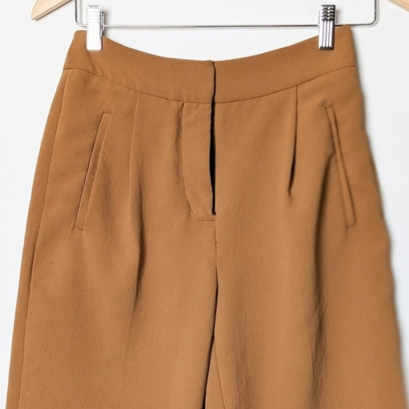 Aritzia | Wilfred Effortless Cropped Pant - Picture 7 of 12